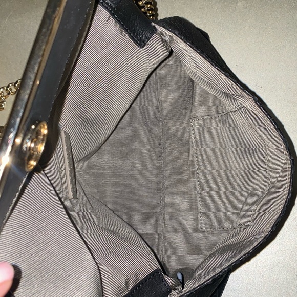 Pour La Victoire black pebble leather crossbody purse - Picture 9 of 9